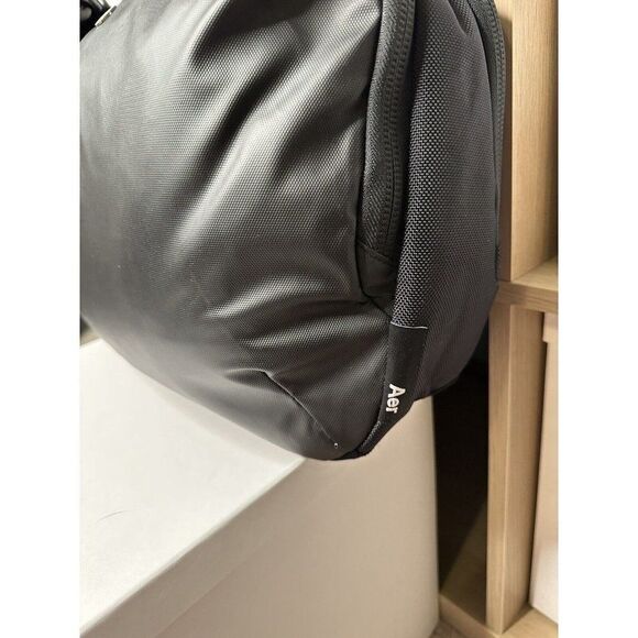 Aer commuter bag. Black. customized(Gatorade). - Picture 8 of 10